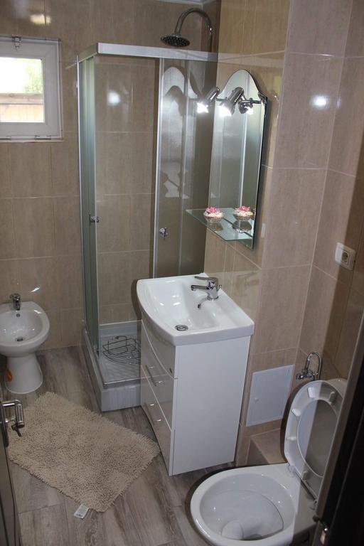 Apartament Anais Călimăneşti Exterior foto