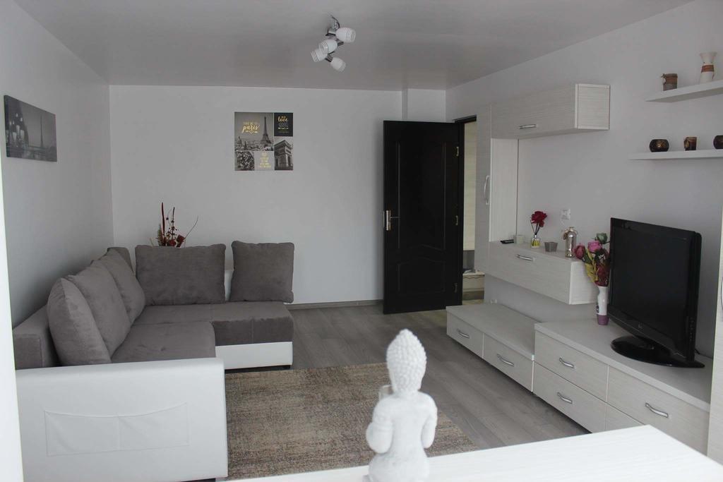 Apartament Anais Călimăneşti Exterior foto